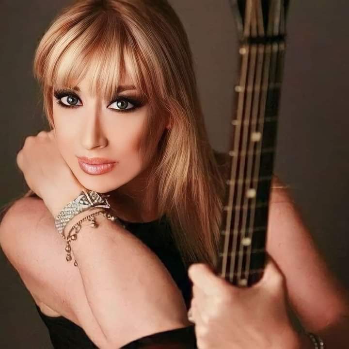 Loriana Lana